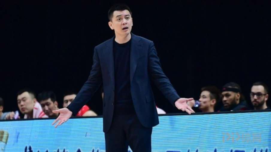  媒体人：杨鸣已经正式离任辽宁男篮主教练一职 乌戈将接替他上任